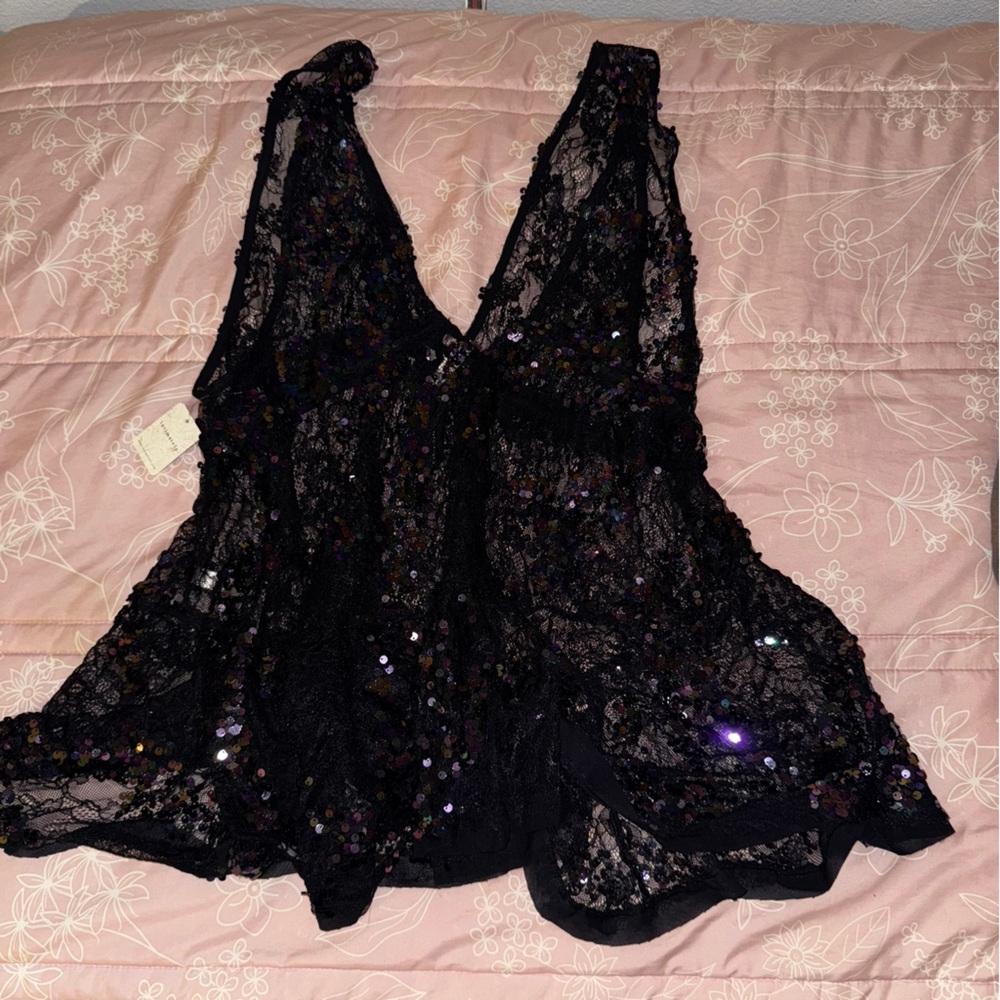 Intimately Free People Shimmer Stunner Sheer Lace Sequin Slip New with tag M - Picture 7 of 7